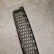 20231031_225348.jpg A4 B6 S-line lower center honeycomb grille