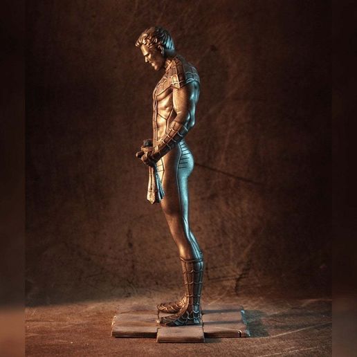 1000X1000-spiderman-grief-7.jpg "Grief" - A Spider-Man statue (fan art)