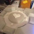 68257405_10216357427581711_2289361613381173248_o.jpg Free STL file Companion Cube Lamp・3D printing model to download