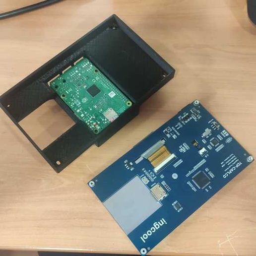 WhatsApp_Image_2021-11-09_at_3.27.15_PM_1.jpeg Raspberry Pi 7 Inch Touchscreen Display Case