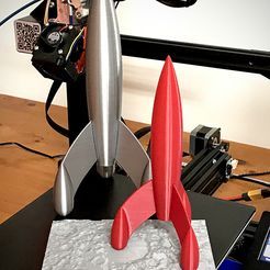 IMG_3504.jpg 3D-Datei Vase Mode - Mondrakete im Tim und Struppi-Stil kostenlos・3D-druckbare Vorlage zum herunterladen