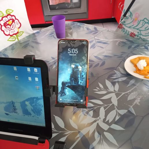 1651270198337.jpg Suporte para telemóvel