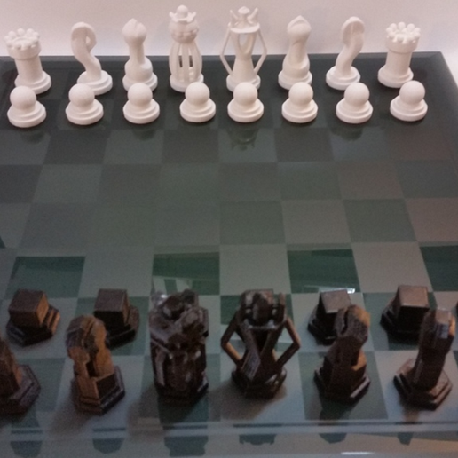 Capture_d_e_cran_2016-08-16_a__11.57.55.png Free STL file Chess Set - Round vs Blocky・Object to download and to 3D print, ChaosCoreTech