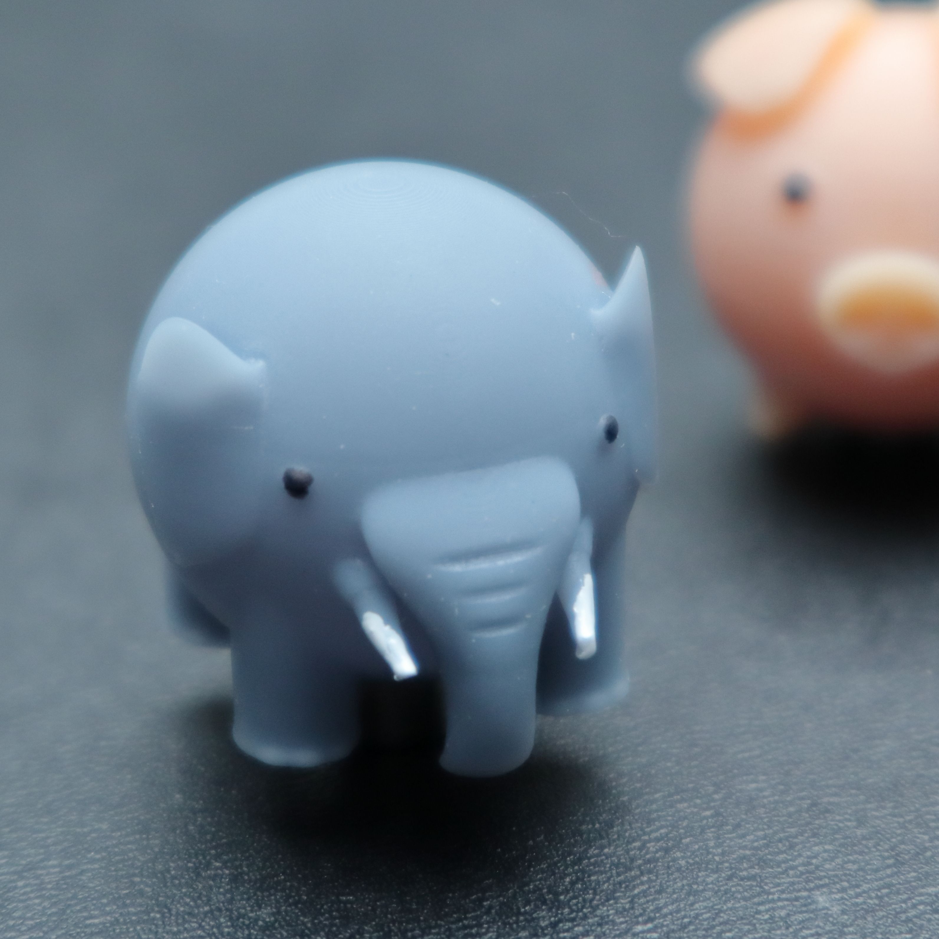 _MG_2092.jpg Download STL file little elephant fridge magnet • 3D print model, pgraaff