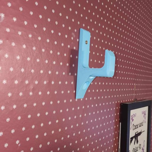 441897879_1494180167975044_5905602333230067380_n.jpg Firearm wall mount