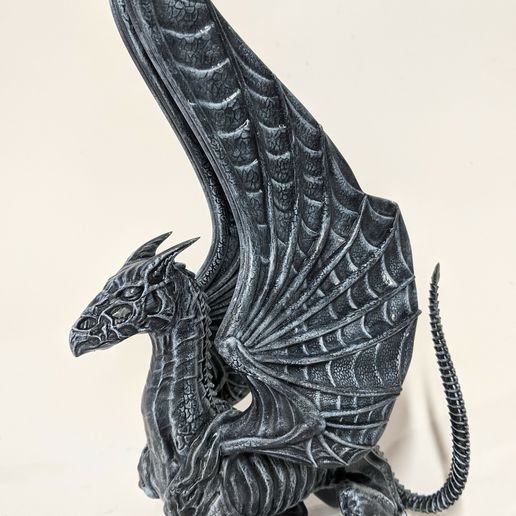 PXL_20231104_212555074~2.jpg Thestral statue