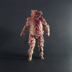 1.jpg STL file The Last of Us Bloater Statue・3D printing idea to download