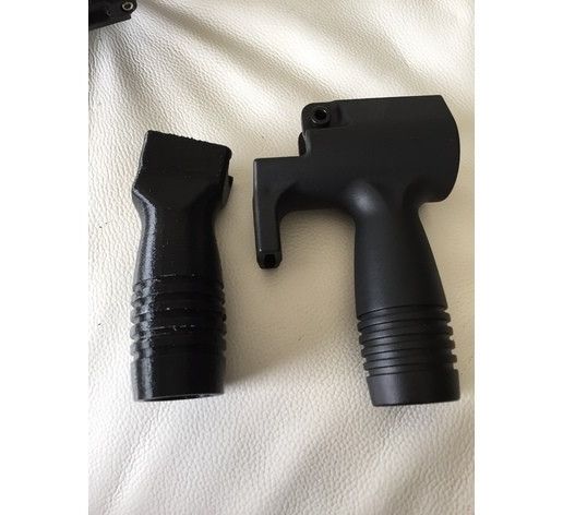 cb00db6d98d1223a6a3b278d1a8a36f3_preview_featured.JPG MP5K style foregrip