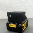 Dewalt-1.jpeg Adaptador de batería Dewalt con interruptor