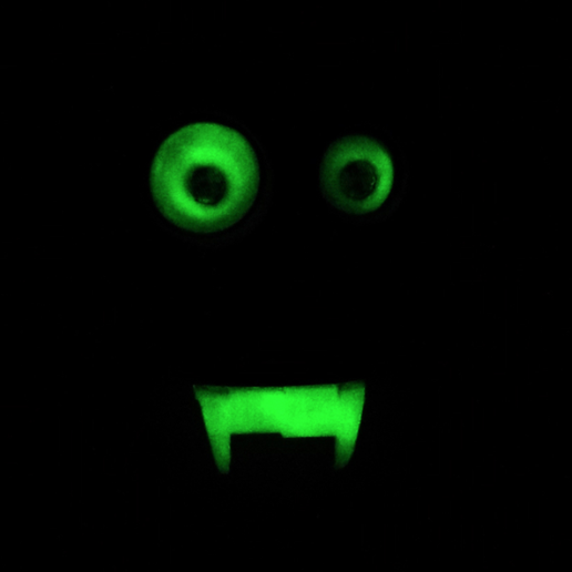 Capture d’écran 2018-01-26 à 16.02.43.png Archivo STL gratis Halloween Glow en la pared oscura / percha de puerta (Skelton)・Diseño de impresión 3D para descargar, Pongo