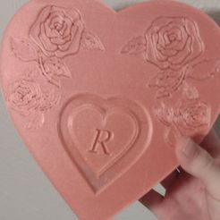 Heart-Boc-Pciture12212.jpg Valentine Box with Rose Accents