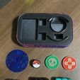 IMG_5685.jpg Pokémon Mini Tin Dice & Damage Holder + Ability patch & Status Coins