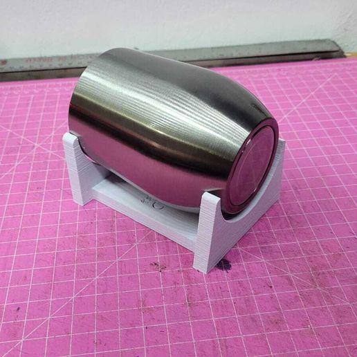 ENGRAVING SUPPORT FOR CUP GOURD