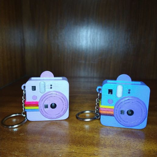 IMG-20241122-WA0006.jpg Брелок для мгновенной фотокамеры