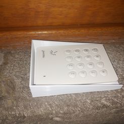 IMG_20200512_235759.jpg Free STL file Niche for SEDEA Elegant or Fujionkyo keypad alarm code keypad・Model to download and 3D print
