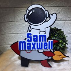 20210619_143531.jpg 3MF file Astronaut Space Table Decor・3D printable model to download