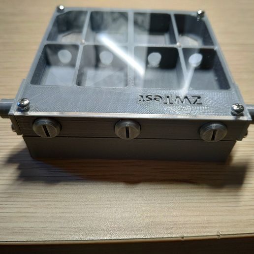 rotate_door.jpg Formicarium model ZW