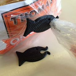 FishClamp.jpg Pinza para bolsa de pescado
