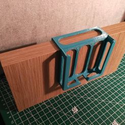 IMG_20181208_142131.jpg Free 3D file Cell Phone Bed Stand・3D printable design to download, Fabou
