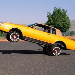 aut-24-rk0105-08p.jpg 1:64 1984 BUICK REGAL LOWRIDER
