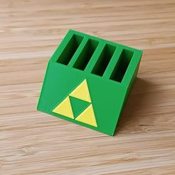 Zelda.jpeg Socles de mini-boîtes de jeu Nintendo Switch - Édition The Legend of Zelda (Triforce)