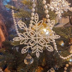 photo_2021-12-18_12-38-42.jpg STL file Snowflakes - Christmas Tree decoration・Model to download and 3D print, yossi3
