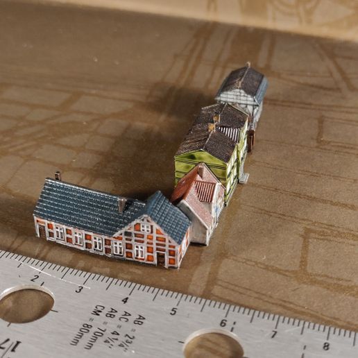 house-row-left.jpg small houses - 7 models for 2-4mm wg and t-scale trains