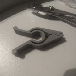 IMG_20191006_142324127.jpg Archivo STL gratuito Una pinza de una pieza・Design para impresora 3D para descargar