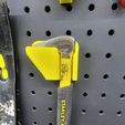 d60b929f-bcf8-44e2-818f-077c34689adf.jpg Free 3D file Stanley FMHT55009 FatMax Molding Bar, 10in pegboard mount・3D printable model to download
