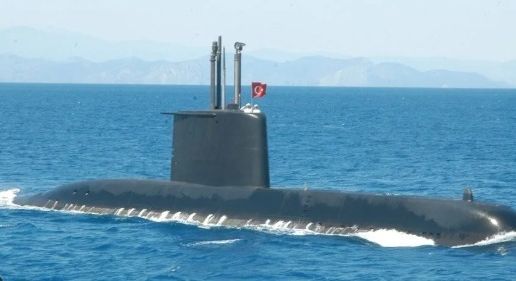 Modern Attack Submarine Cutaway Model – 3D Printable STL