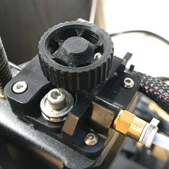 IMG_3211.jpg Free STL file YAEEK - Yet Another Ender Extruder Knob (27mm diameter)・Design to download and 3D print
