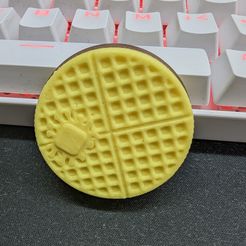 PXL_20230927_191005487.jpg Free STL file Clicky Waffle・3D print design to download