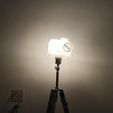 71f652c8-00a6-45eb-ad78-95fb56bb0c71.jpg Lampe de l'appareil photo (décoration)