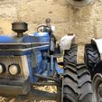 IMG_7128.jpg FORD 1/10 tractor (static model version)