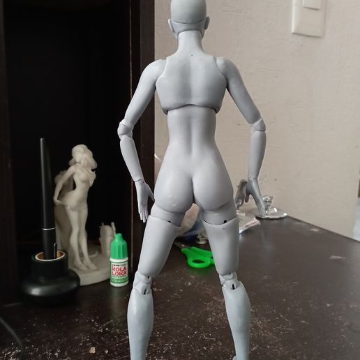 IMG_20230421_110927.jpg Ana de armas bjd