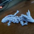 Kristalldrache, bewegliches Flexi-Wackeltier, Druck an Ort und Stelle, Fantasy