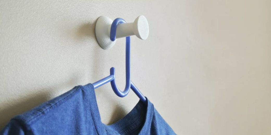 Найдите здесь подборку настенных вешалок, прищепок и крючков STL & OBJ файлов, которые могут быть изготовлены с помощью 3D печати.