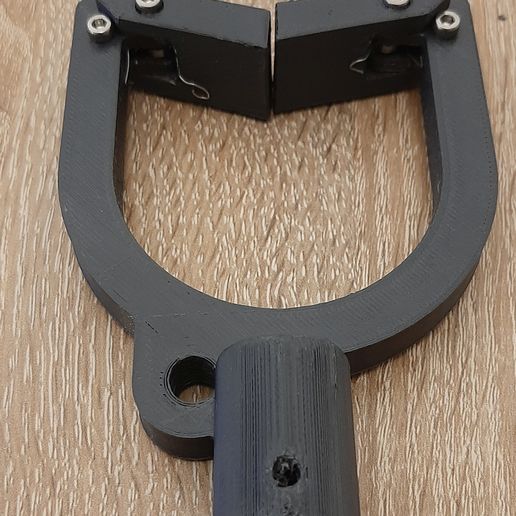 payloadholder21.jpg Fifish V6 V6s universal payload holder for tools, retrieval hook, gripper, net, clamp.