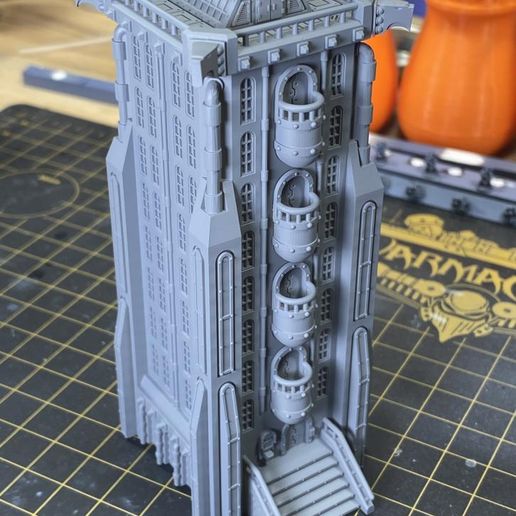 IMG_4087.jpg Alpha Hab Tower - modular kit