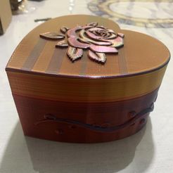 C1.jpg Heart with rose jewelry box