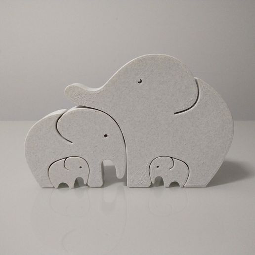 IMG_20220512_215511259.jpg Download STL file Elephant Family • 3D printable design, 3drs