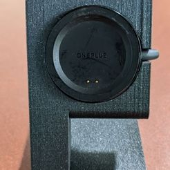 PXL_20221017_194514760.PORTRAIT.jpg OnePlus Watch Stand
