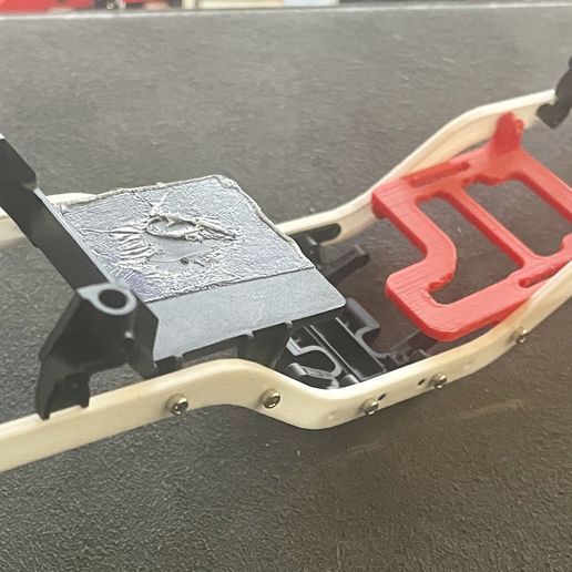 IMG_3779.jpg SCX24 frame rails