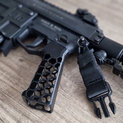 20231202_140912.jpg Poignée de pistolet AR-15 (Tactical Dynamics Hexgrip REPLICA !)
