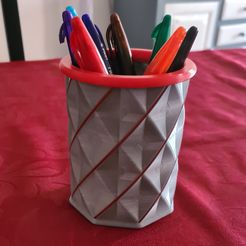 20200713_0937141.jpg Fichier STL Pot à crayon filaments / Filament pencil pot・Design à télécharger et à imprimer en 3D, Stendy
