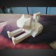 3.jpg Low Poly Cat (Mobile phone holder)