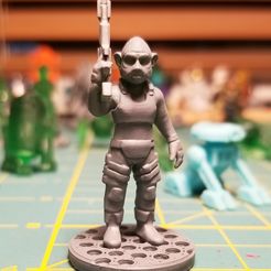 79fe08e02bf68505fb28f8ee0c2acc37_display_large.jpg Free STL file Sullustan・3D printer model to download