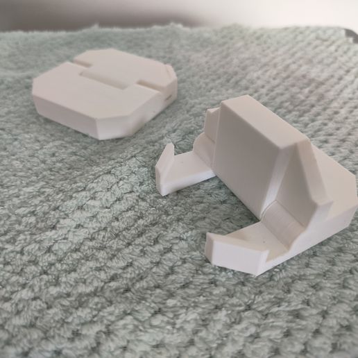 Foldable Phone Holder 3D model