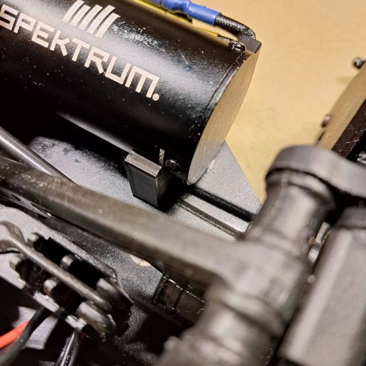 ARRMA Typhon 6S motor support wedge