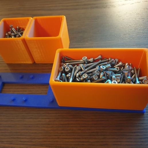 Simple Containers with Rails 3D model